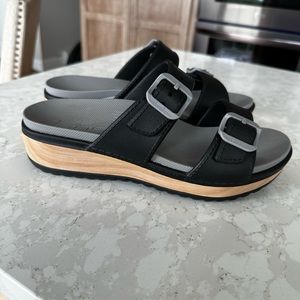 Dansko Kandi sandal